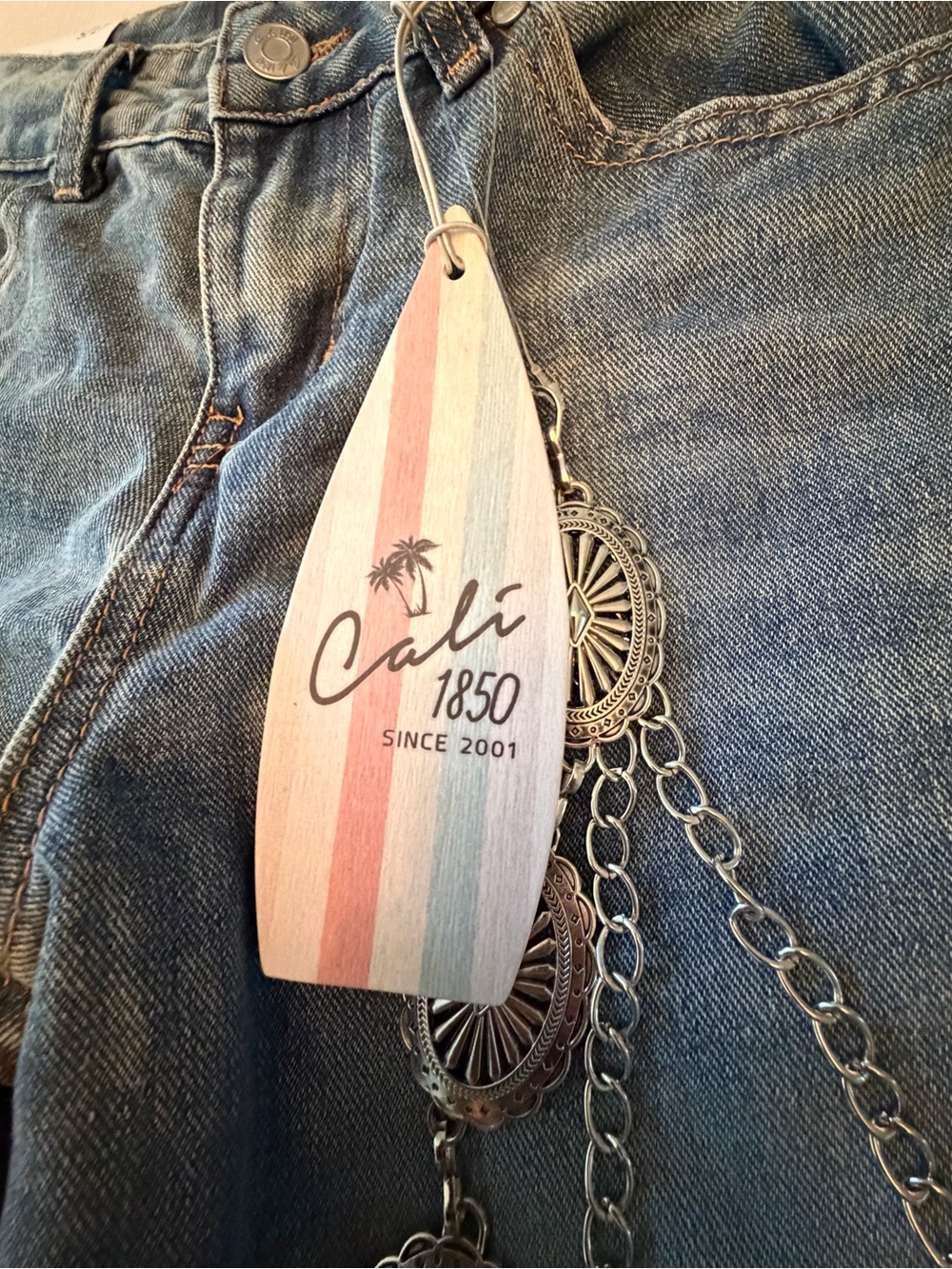 NEW Cali 1850 Wide Leg Star Patch Jeans - with Concho belt included - Picture 9 of 14